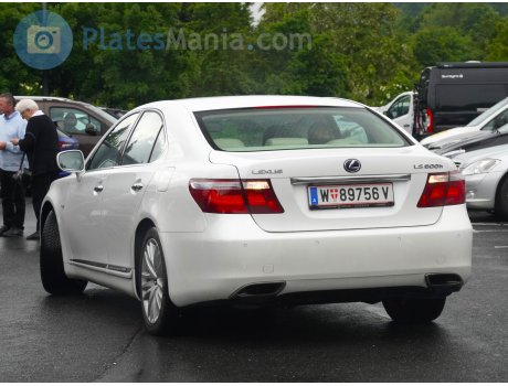W 89756 V, Lexus LS
