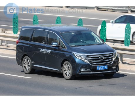 京N·K6799, Trumpchi M8