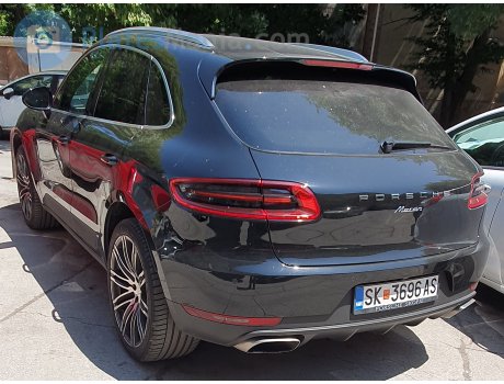 SK 3696 AS, Porsche Macan