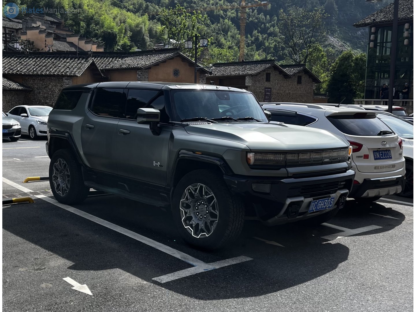 赣C·GH303, GMC Hummer EV 1st gen SUV (BT1), 2023–