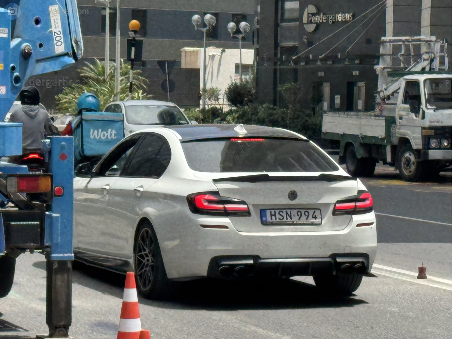 HSN 994, BMW M5 