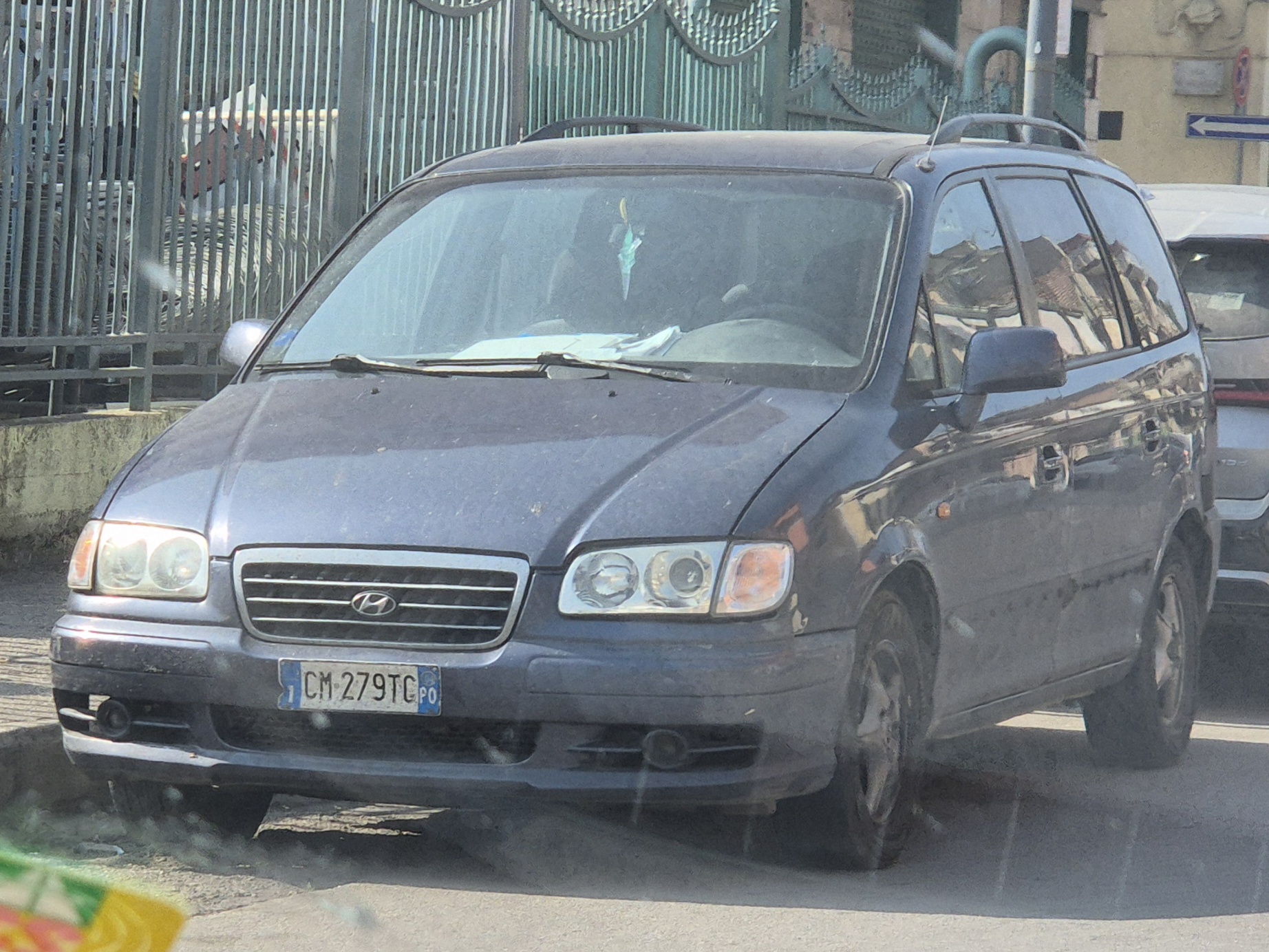 CM 279 TG, Hyundai Trajet 1st gen (FO), 1999–2004