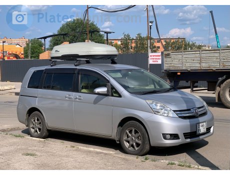 о466рх71, Toyota Isis