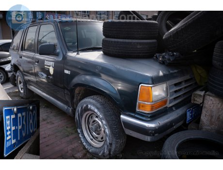 黑E·P3182, Ford Explorer