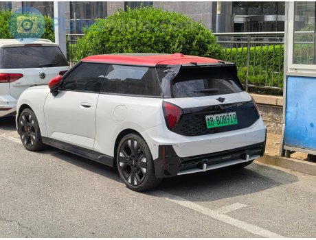 鲁B·B08919, MINI Hatch