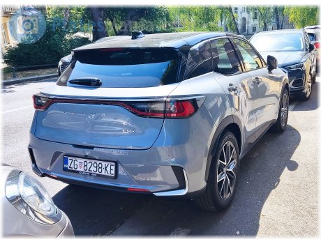 ZG 8298-KE, Lexus LBX
