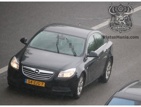 54-ZJG-7, Opel Insignia