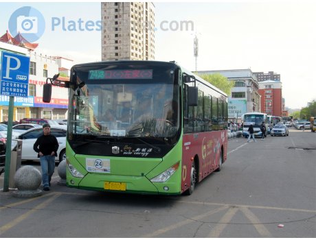 黑G·B8007, ZhongTong LCK6809