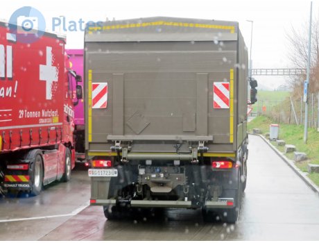 AG 11723 U, Iveco Trakker