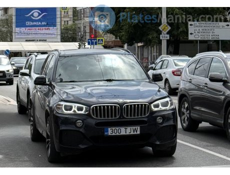 300 TJW, BMW X5