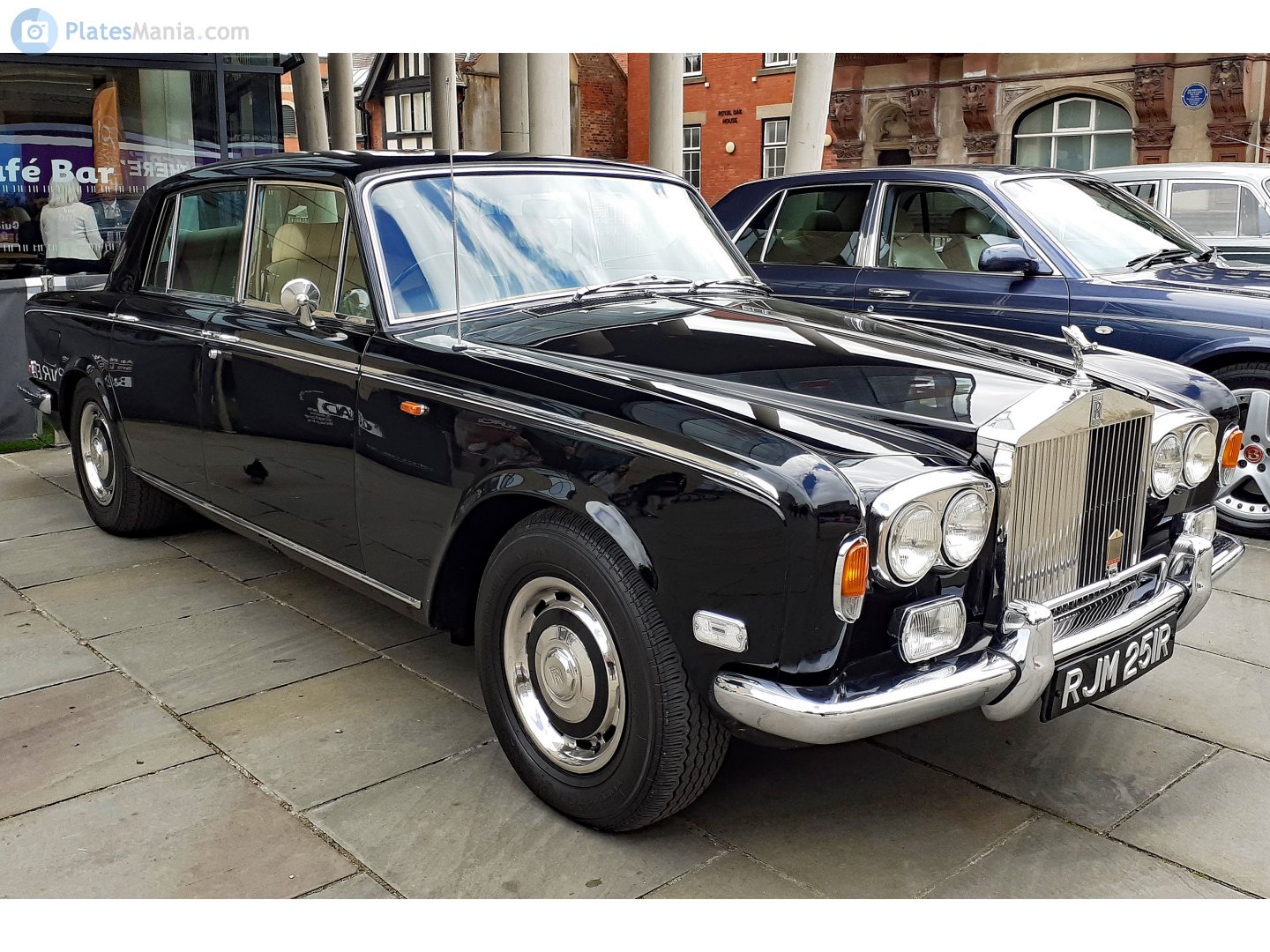 RJM251R, Rolls-Royce Silver Shadow 