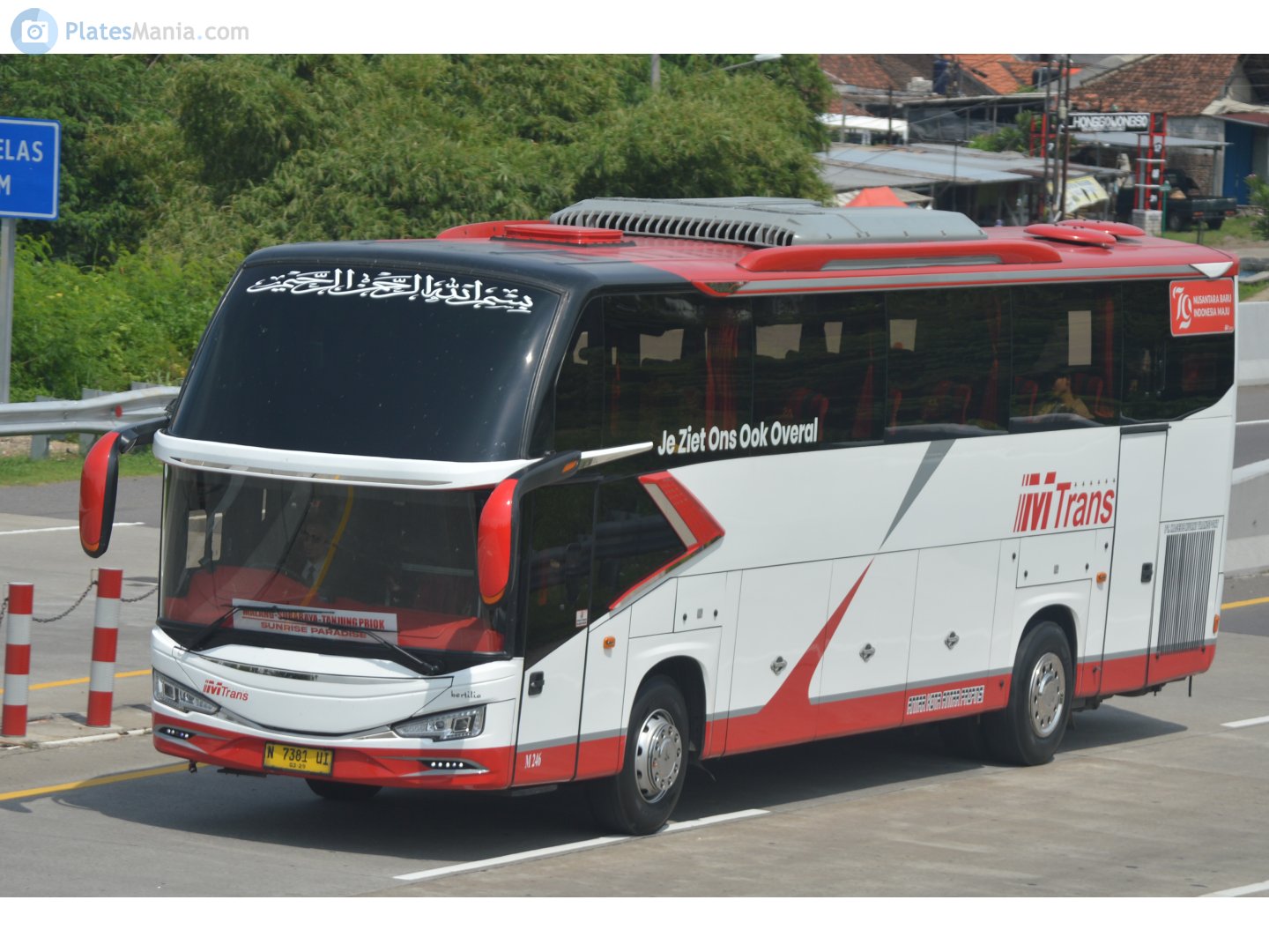 N 7381 UI, Volvo B8R 