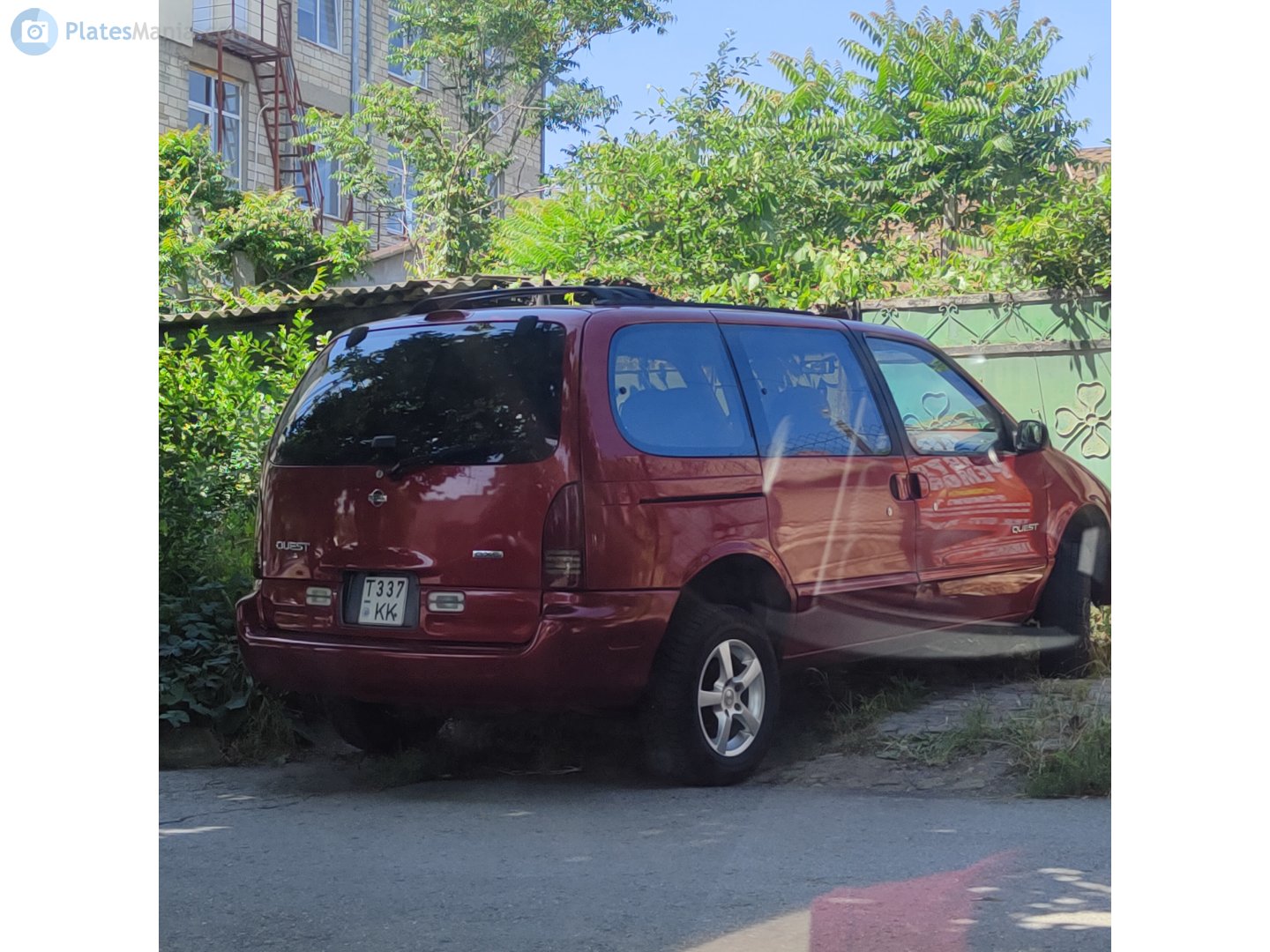 T 337 KK, Nissan Quest 1st gen (V40), 1993–1998