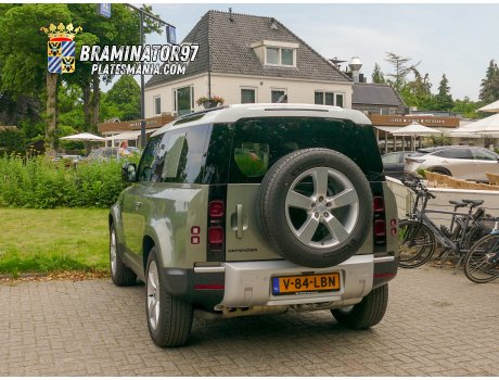 V-84-LBN, Land Rover Defender