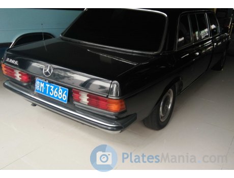 京M·T3686, Mercedes-Benz E-Klasse