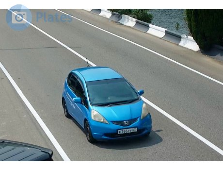 е766уу, Honda Fit