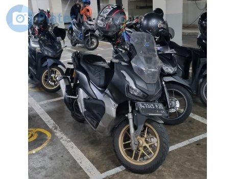 B 3345 PJS, Honda ADV