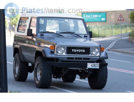 42823, Toyota Land Cruiser