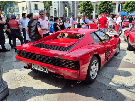BG A17300, Ferrari Testarossa
