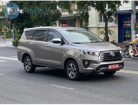 QB-39-29, Toyota Innova