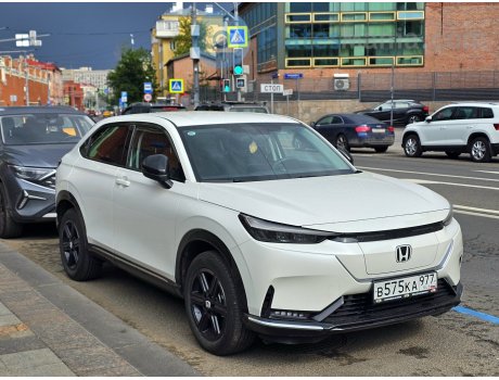 в575ка977, Honda e:NS1