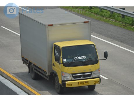 B 9402 FXZ, Mitsubishi Fuso Canter