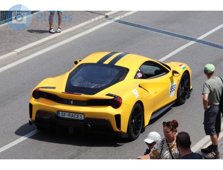 SF-RACE1, Ferrari 488