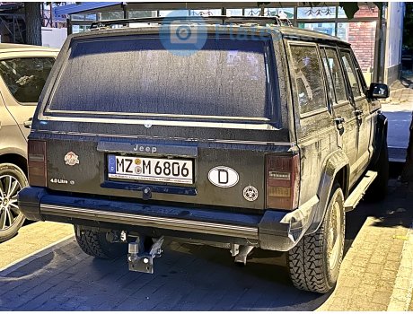 MZ M 6806, Jeep Cherokee