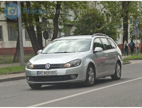 AC 8225 EO, Volkswagen Golf