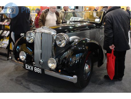 EKV 881, Daimler DB18