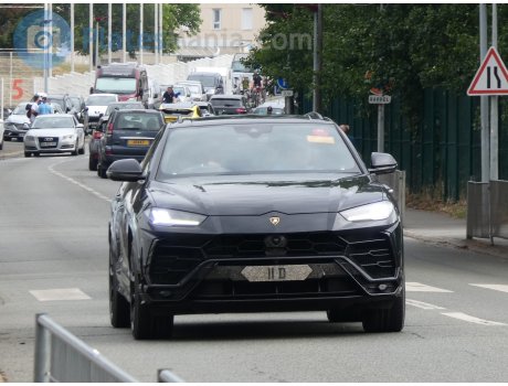 11 D, Lamborghini Urus
