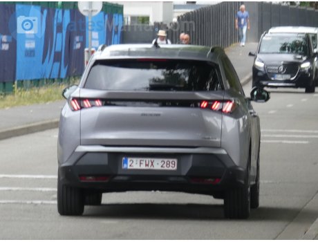 2-FWX-289, Peugeot 5008