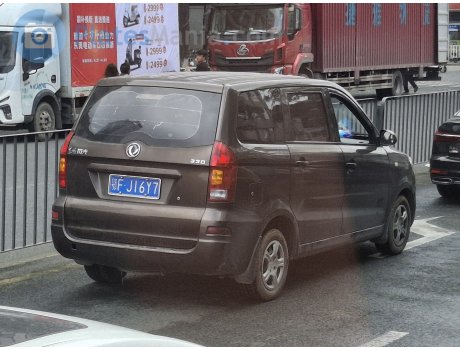 鄂F·J16Y7, DongFeng Fengguang 330