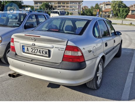 A 2274 KM, Vauxhall Vectra