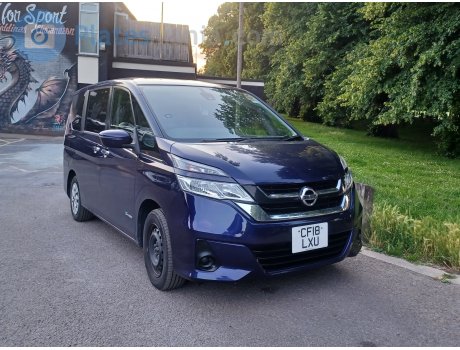 CF18 LXU, Nissan Serena