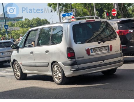 584 ACR 34, Renault Espace