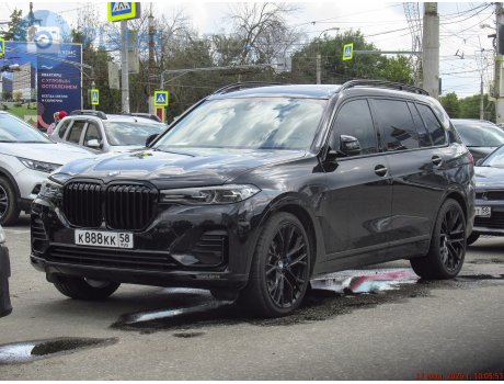 к888кк58, BMW X7