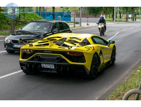 076B, Lamborghini Aventador