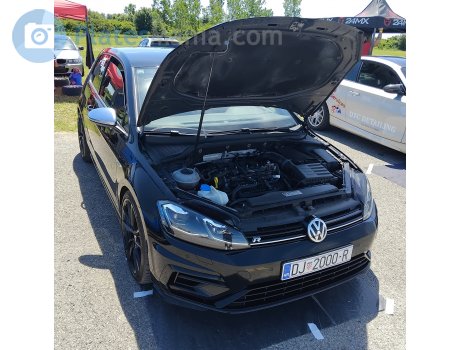 DJ 2000-R, Volkswagen Golf