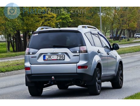 JK-796, Mitsubishi Outlander