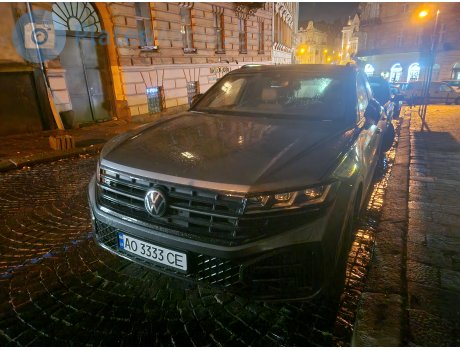 AO 3333 CE, Volkswagen Touareg