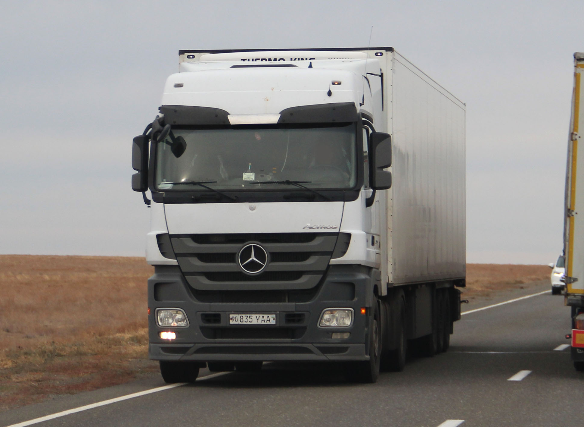 90 835 YAA, Mercedes-Benz Actros 