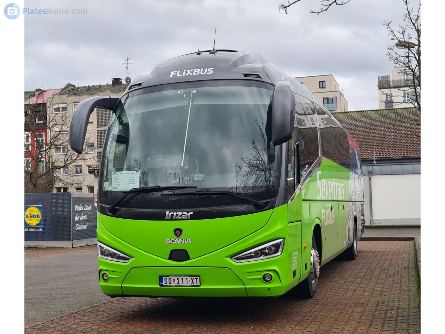 SO 211-XT, Irizar i8 