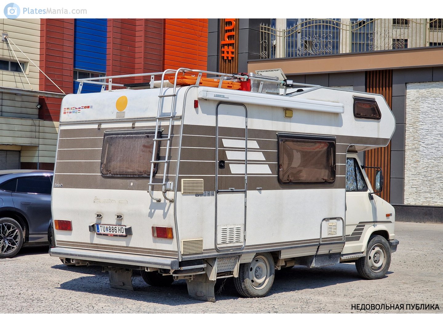TU 886 HD, Hymer Camp 