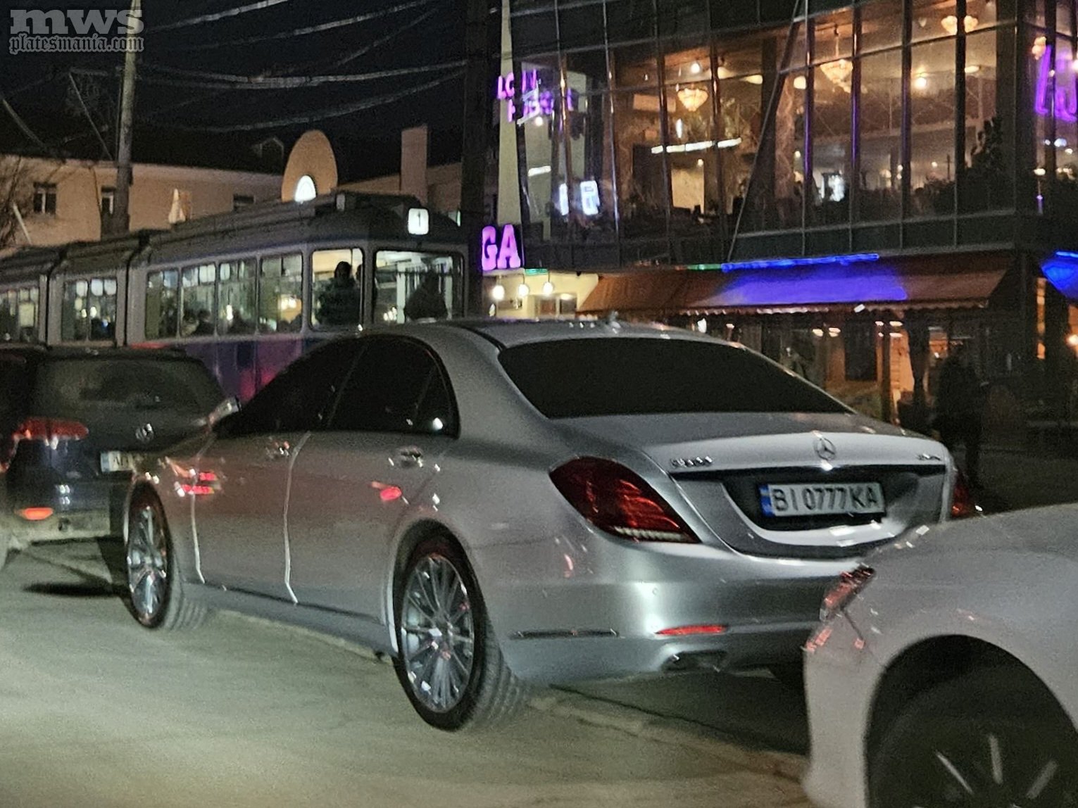 BI 0777 KA, Mercedes-Benz S-Klasse 8th gen Sedan (W222/V222), 2013–2020