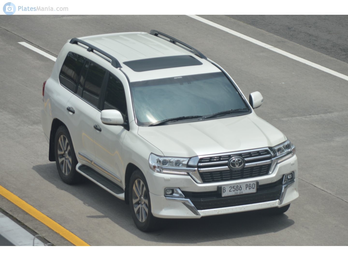 B 2586 PBQ, Toyota Land Cruiser 200 (J200), 2nd facelift, 2015–2021