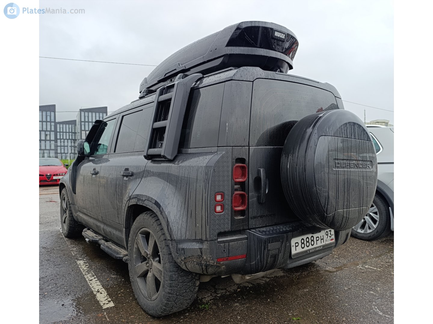 р 888 рн 93, Land Rover Defender 2nd gen 110