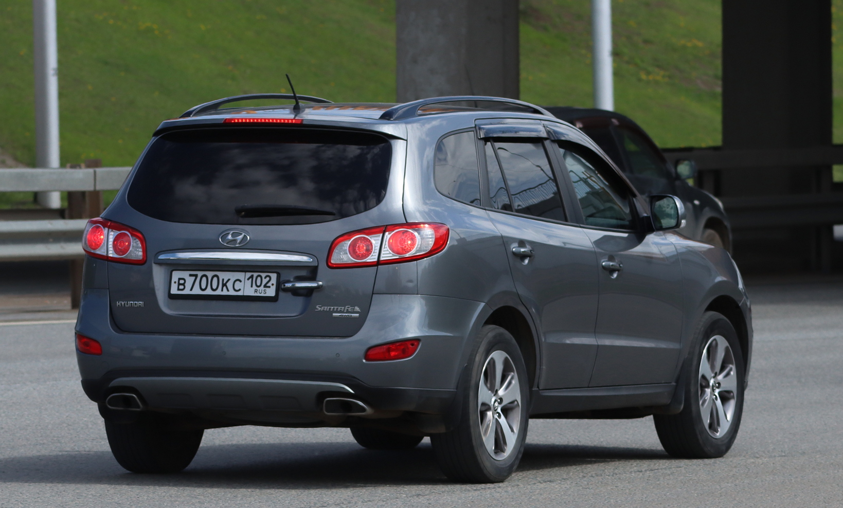 в 700 кс 102, Hyundai Santa Fe 