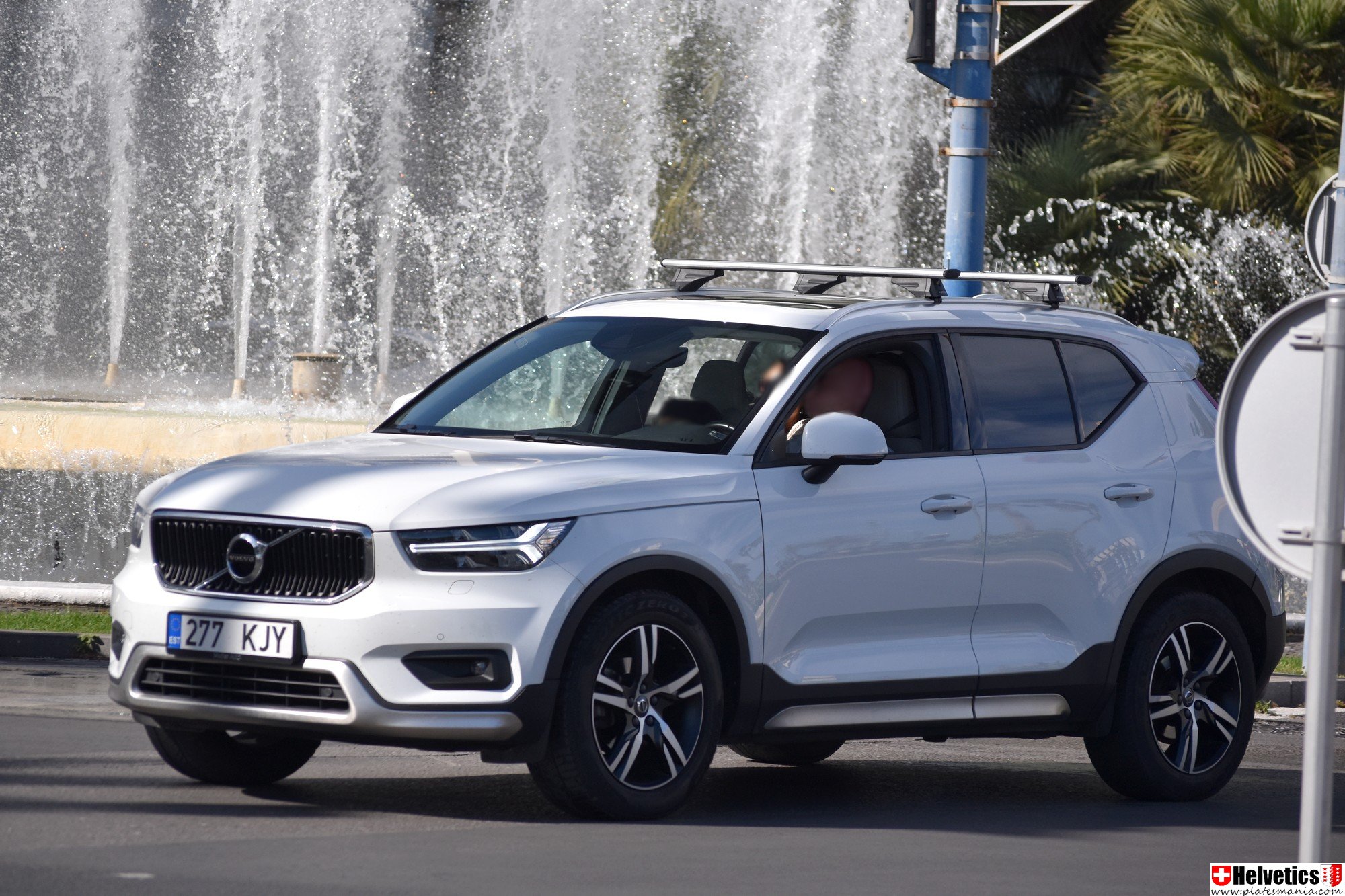277 KJY, Volvo XC40 / EX40 1st gen (536), 2017–