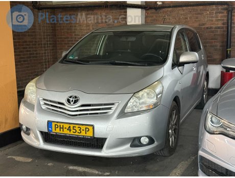 PH-453-P, Toyota Verso